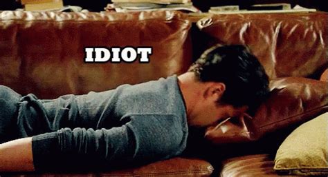 What An Idiot GIFs | GIFDB.com