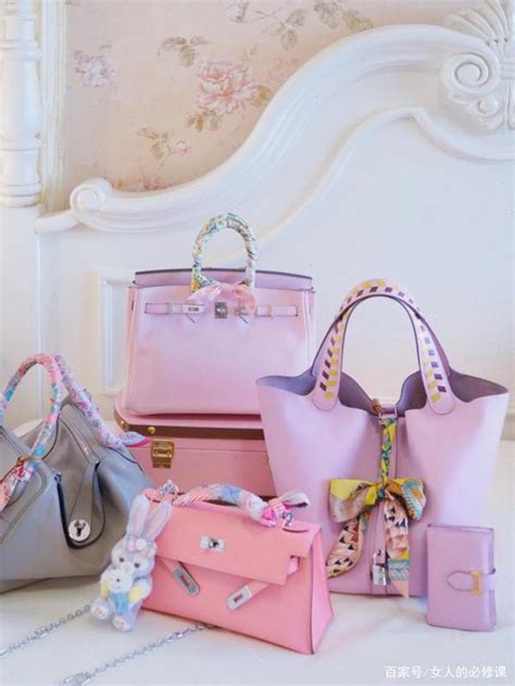 包包店买什么礼物最新素材