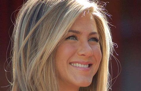 Fabulous at 40: Hottest Women Over 40