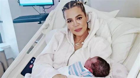 Khloé Kardashian muestra a su segundo bebé | ¡HOLA!