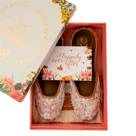 Bridal Gift Boxes to Make Her Day Extra Special – Fizzy Goblet