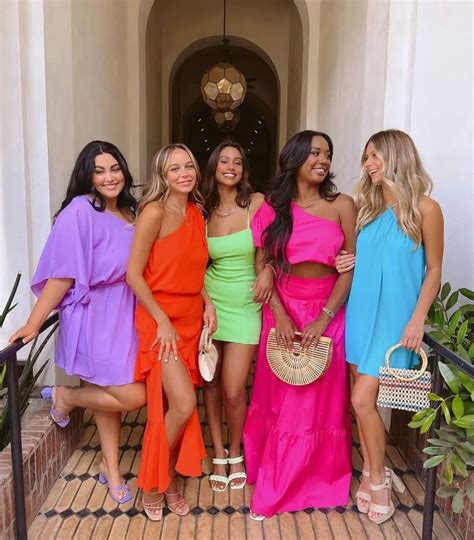 Semi-Formal Dress Code 的图像结果