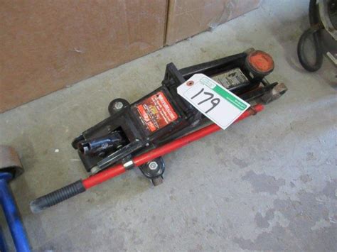 MOTOMASTER 2 TON FLOOR JACK