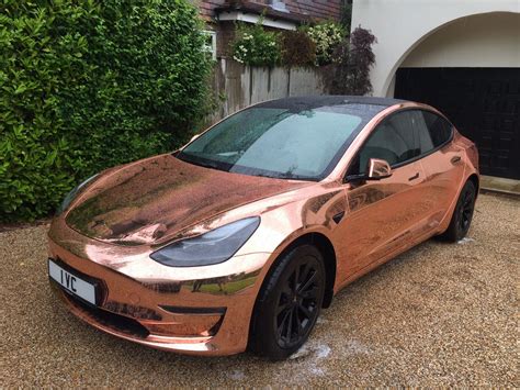 TESLA MODEL THREE - ROSE GOLD CHROME - Creative FX