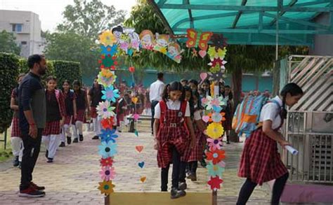 Holy Spirit Convent Higher Seconary School Khandwa, Madhya Pradesh