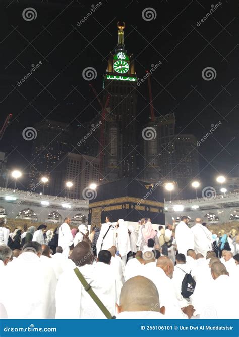 This is the Atmosphere before the Evening Prayer at the Grand Mosque in ...