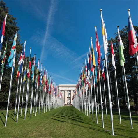 Geneva Walking Tour: The Hidden Legacy of International, Diplomatic and ...