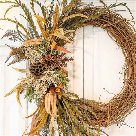 35 Autumn Wreath Styles and Layouts to Try This Fall