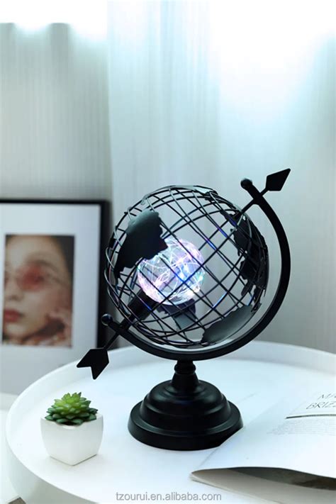 Lighted Globe 的图像结果