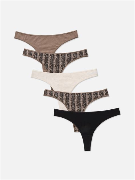 Thongs | Seamless & Lace Women's Thongs | Primark UK