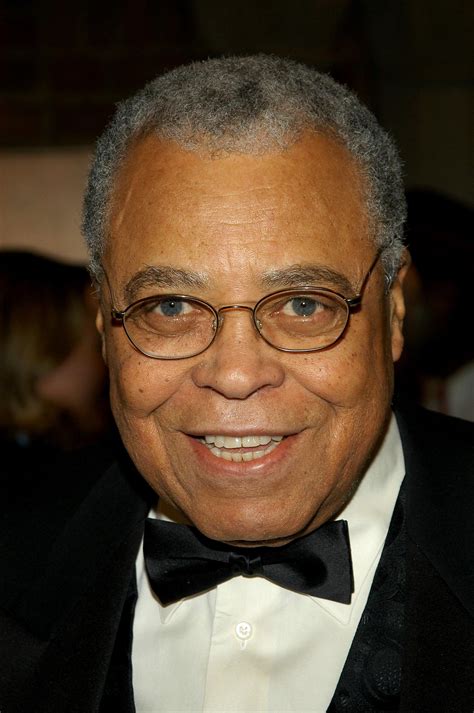 Pictures of Robert Earl Jones