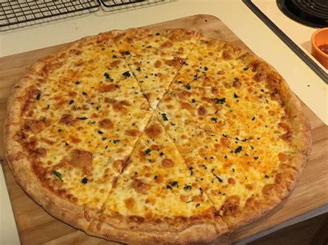 Tasty 16 inch NY style cheese : r/Pizza
