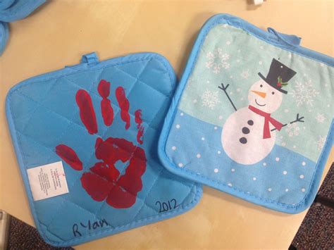 13 First Mothers Day Ideas | baby crafts, first mothers day, mothers ...