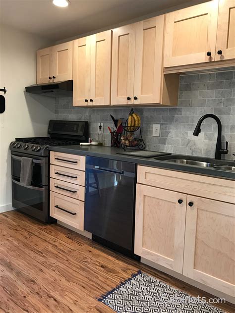 Rustic Shaker Natural Kitchen with Tiger Wood Flooring - Cabinets.com ...