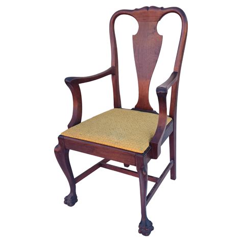 Elegant Queen Anne Style Library Desk Chair in Walnut For Sale at ...