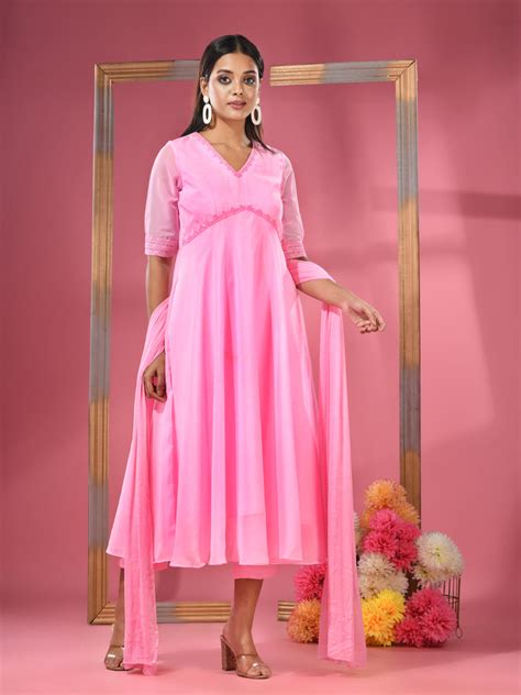 Baby Pink Georgette Gathered Suit Set With Dupatta – Charukriti