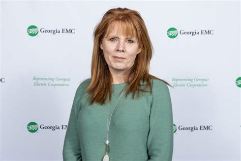 Coweta-Fayette EMC employee Jennifer Martin receives life-saving award ...