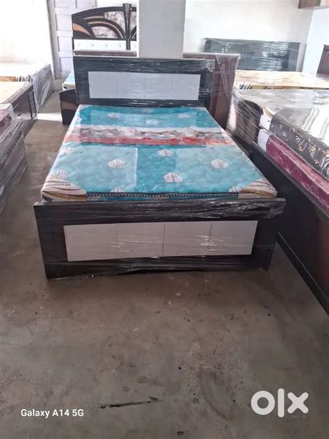 Brand new 6/4 double bed with mattress in wholesale price - Beds ...