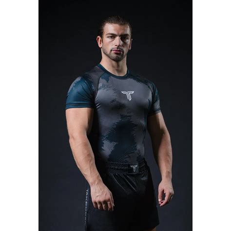 Kaos Camo Short-Sleeve Rashguard - Pirate Black - TikTok Shop