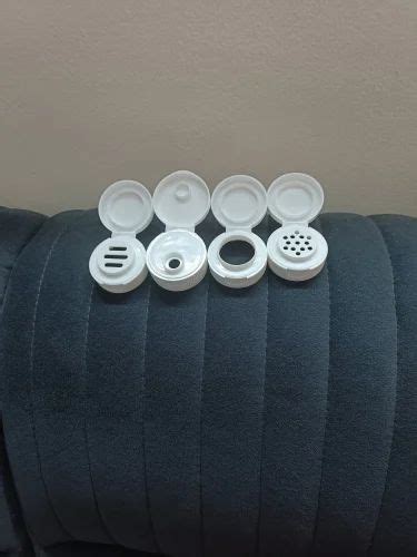 Plastic Bottle Cap - Pet Bottle With Flip Top Cap Manufacturer from Jaipur