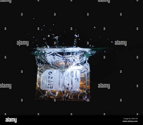 Submerged Computer 的图像结果