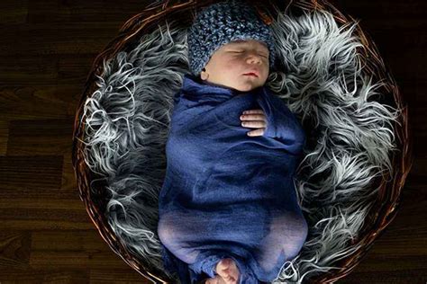 2019年11月20号出生的男宝宝如何起名字 表达对他的祝福-周易起名-国学梦