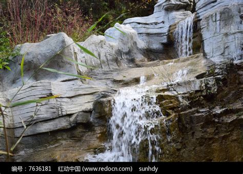 黄蜡石假山流水、鱼池驳岸景观