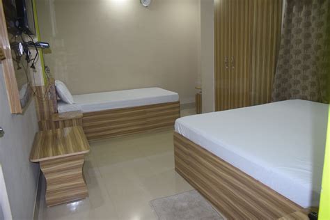 AIRPORT LODGE | BAGDOGRA