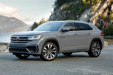 First drive: 2020 VW Atlas Cross Sport crossover hits the middle in a big way