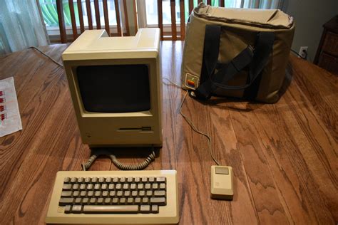 First Mac Computer 的图像结果
