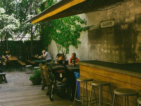 The 15 Best Happy Hours In Brooklyn - New York - The Infatuation