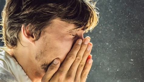 17 Major Causes of Blocked Nose - lifeberrys.com