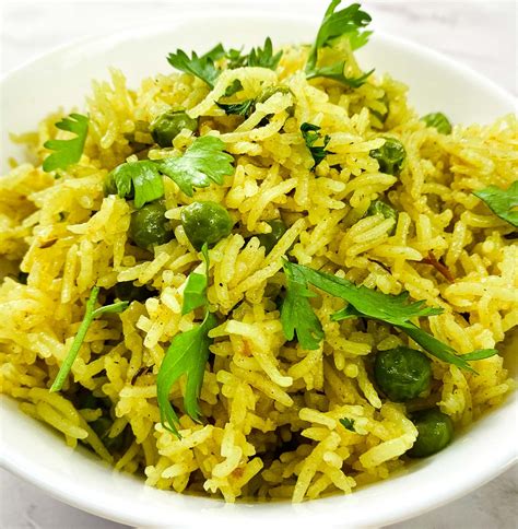 Peas Pulao (Curried Rice) - Caramel and Spice