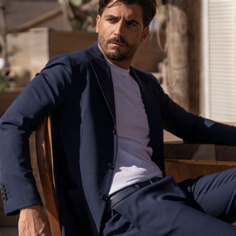 What to Wear to a Club: The Complete Guide For Men's Going Out Attire ...