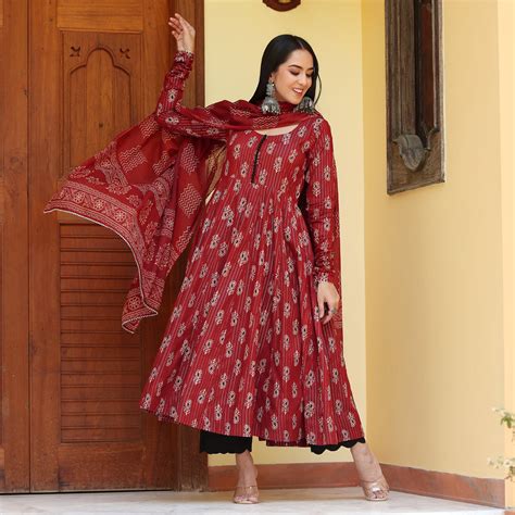 Red Katha Anarkali Cotton Printed Set – Kameez.co