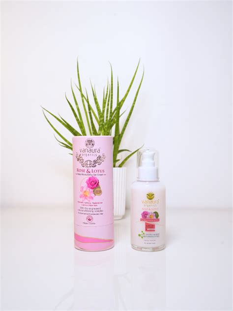 Rose and lotus Deep moisturizing day gel cream With Bio engineered nat ...