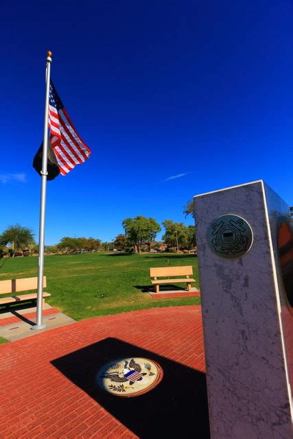 The Sun Perfectly Shines Through This Memorial on Veterans Day | War ...