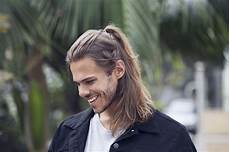 Mens Half Hairstyles by 7 Trendy S Hairstyles For Thick Hair To Wear This Mens Half Hairstyles