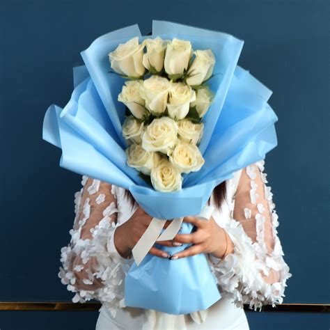 Beautiful White Rose Bouquet of flowers