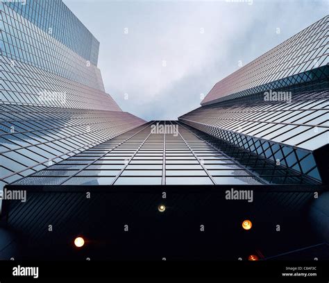 Looking up at the 1999 Broadway skyscraper building in Denver, Colorado ...