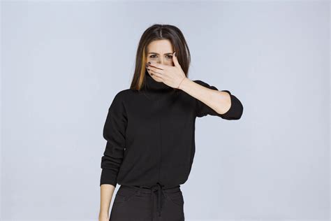 Why Does My Discharge Smell Sour? 10 Potential Reasons | Credihealth