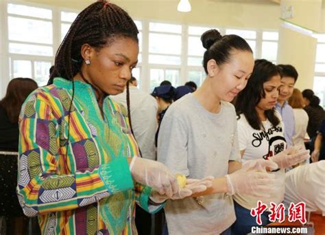 我校留学生在宁夏第三届高校留学生中国文化汉语知识大赛中喜获佳绩-国际教育学院