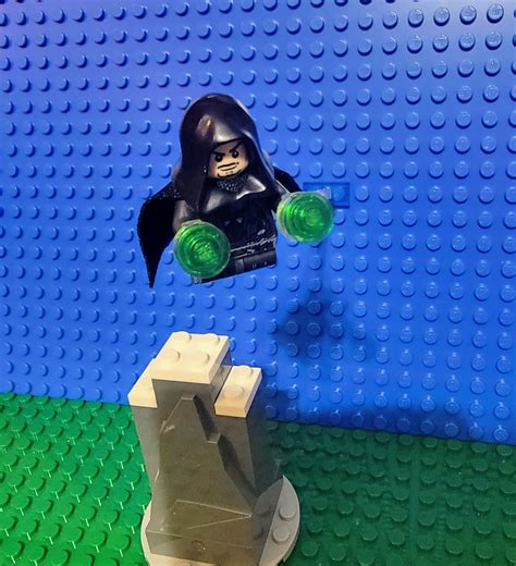 Lego Marvel Dr Doom LEGO Marvel Character Encyclopedia | 9780241662243