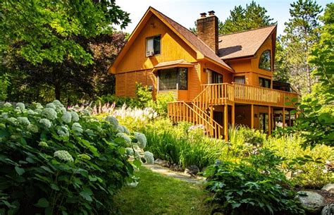 HORTON CREEK INN BED & BREAKFAST (Charlevoix) - B&B Reviews, Photos ...