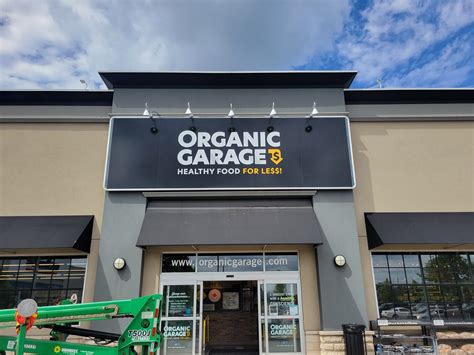 Custom Outdoor Business Signs - Outdoor Signage for Business