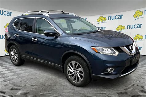 2015-Nissan-Rogue-SL
