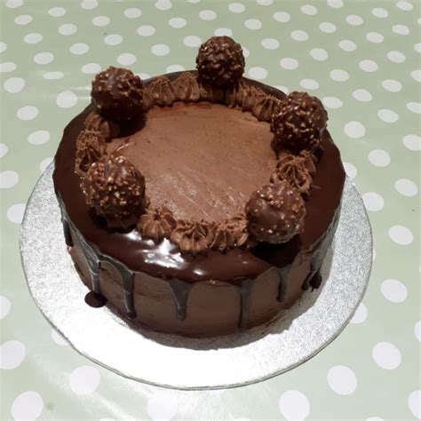 Ferrero roche chocolate cake – Artofit