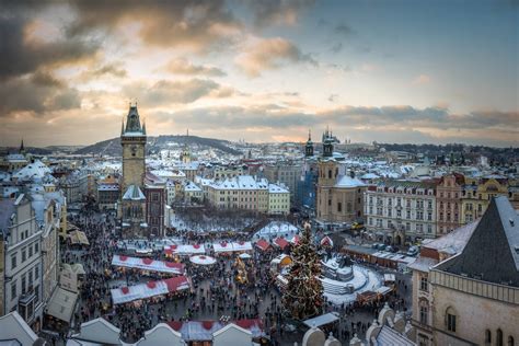 Prague Christmas Markets - Where to stay and when to travel