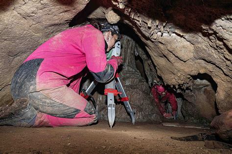Las investigaciones arqueológicas vuelven a la cueva riosellana de Tito ...
