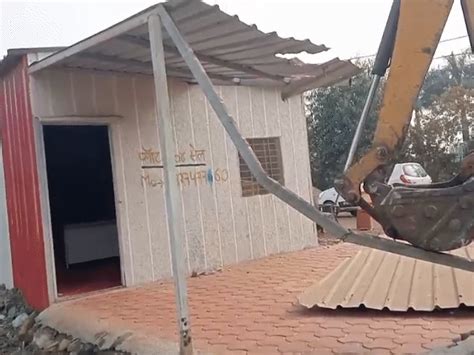Bhopal Admin Demolishes Illegal Colonies | Land Worth ₹8 Crore Encroached